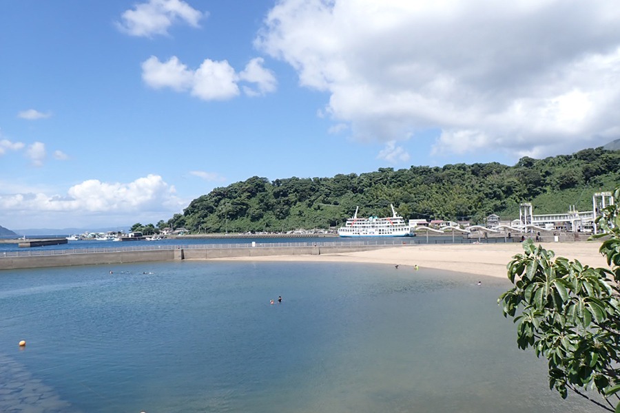 レインボービーチ