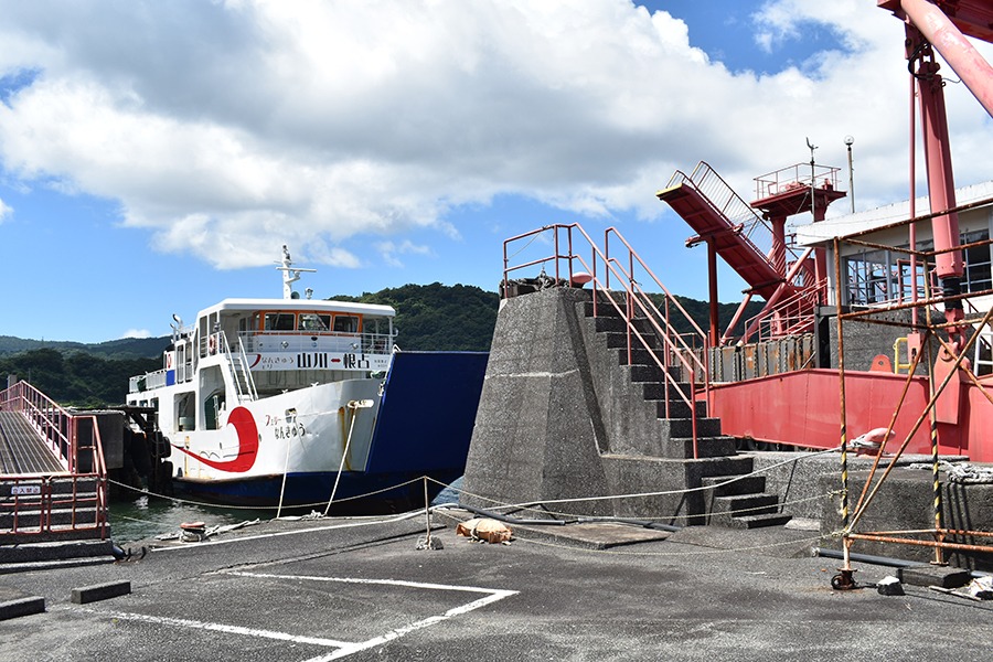 山川港（フェリーなんきゅう）